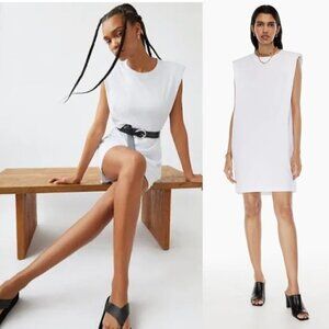 𝅺aritzia BABATON white shoulder pad Crewneck  mini t-shirt dress size Small